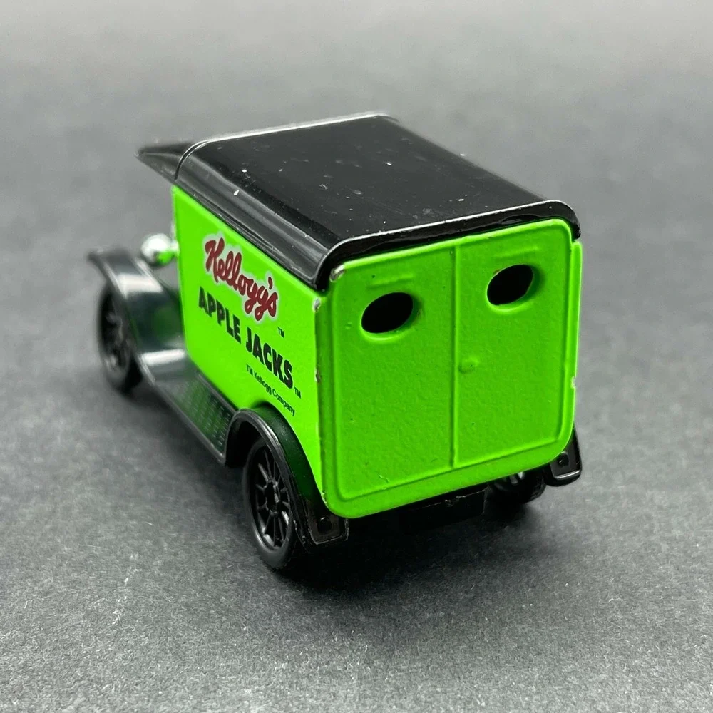 Matchbox Kellogg's Apple Jacks 1921 '21 Ford Model T Delivery Truck Diecast 1/52